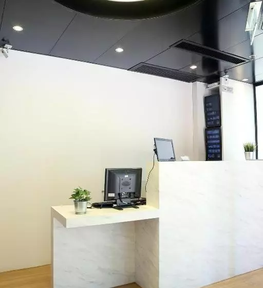 هتل Bluejay Residences