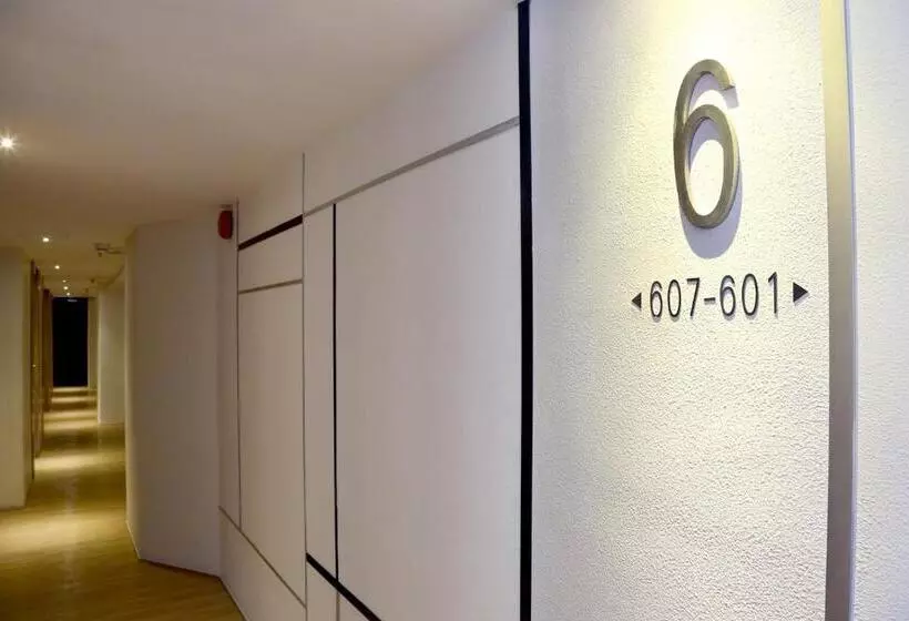 هتل Bluejay Residences