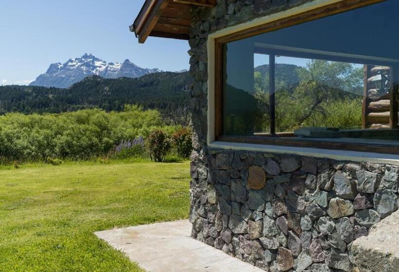 Hotel Challhuaquen Lodge