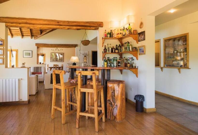 Hotel Challhuaquen Lodge