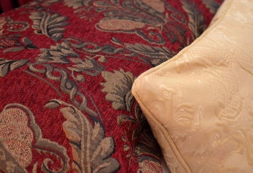 Hotel Feversham Lodge Guest House