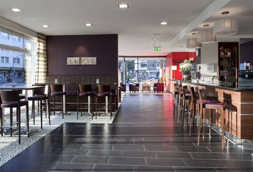 فندق Holiday Inn Express Gütersloh, An Ihg