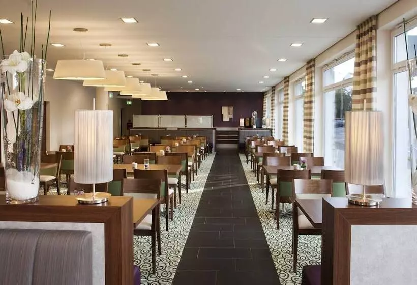 Szálloda Holiday Inn Express Gütersloh, An Ihg