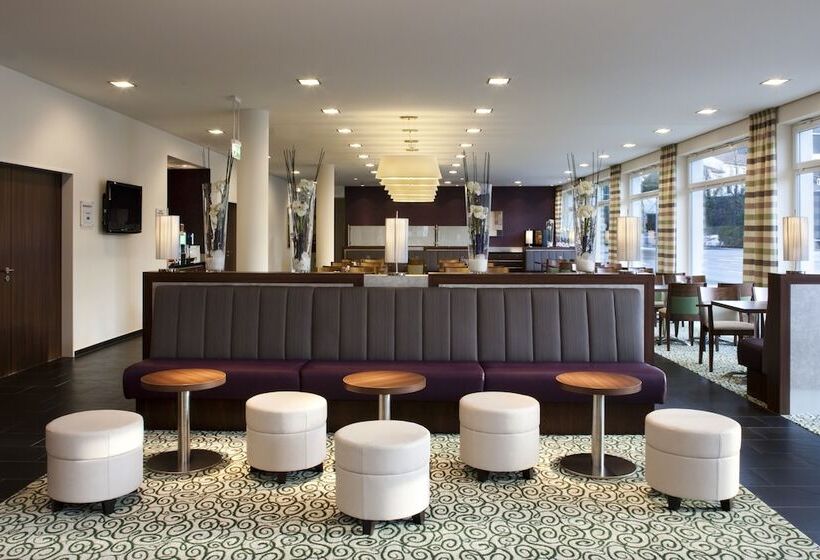 فندق Holiday Inn Express Gütersloh, An Ihg