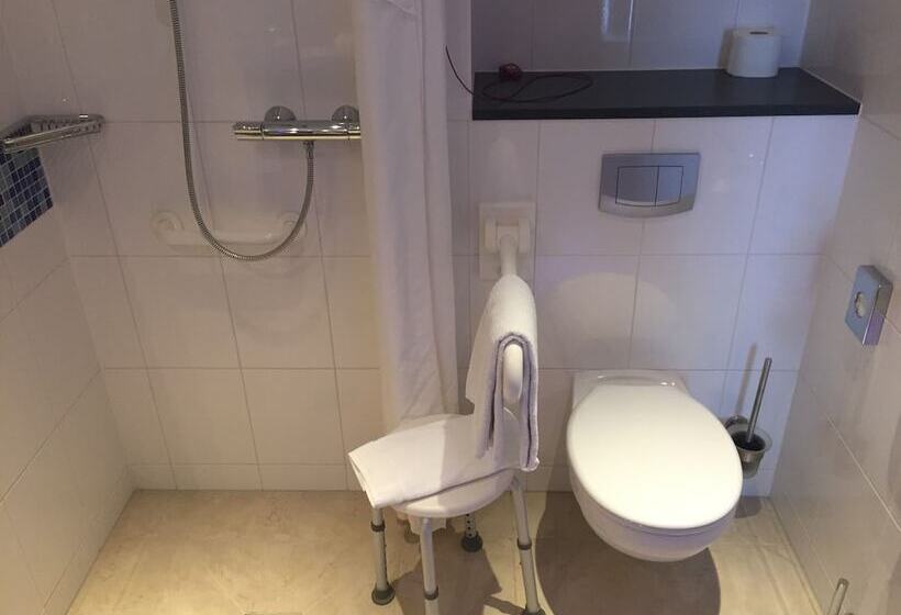 فندق Holiday Inn Express Gütersloh, An Ihg