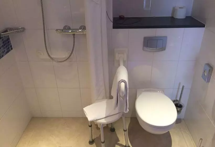 Szálloda Holiday Inn Express Gütersloh, An Ihg