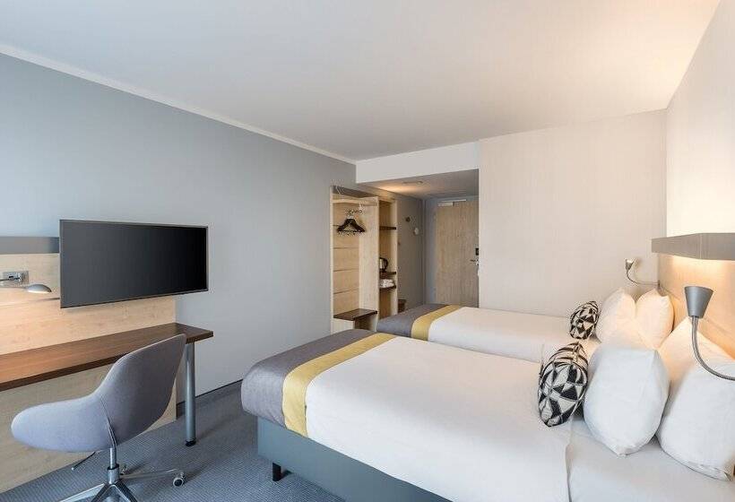 فندق Holiday Inn Express Gütersloh, An Ihg