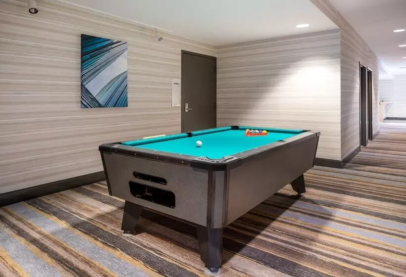 هتل Holiday Inn Poughkeepsie, An Ihg