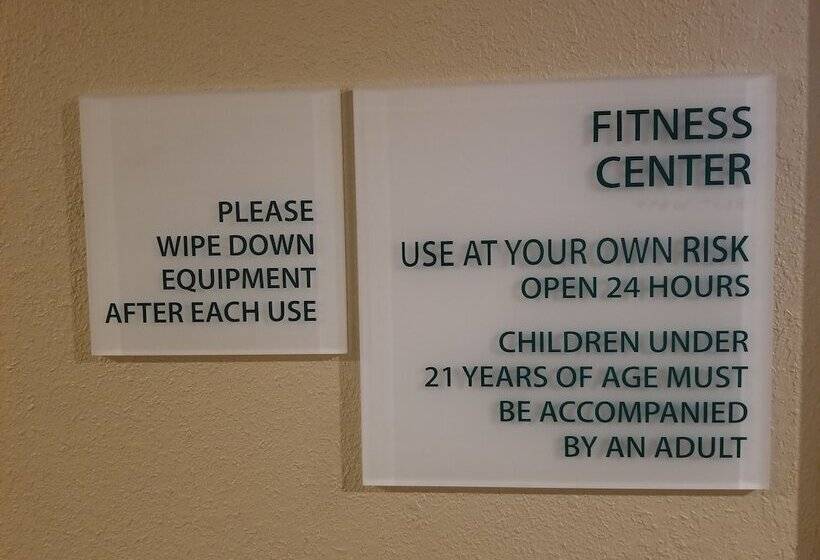 בית מלון כפרי Holiday Inn Poughkeepsie, An Ihg