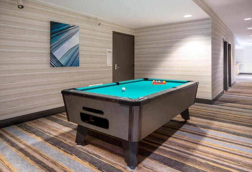 בית מלון כפרי Holiday Inn Poughkeepsie, An Ihg