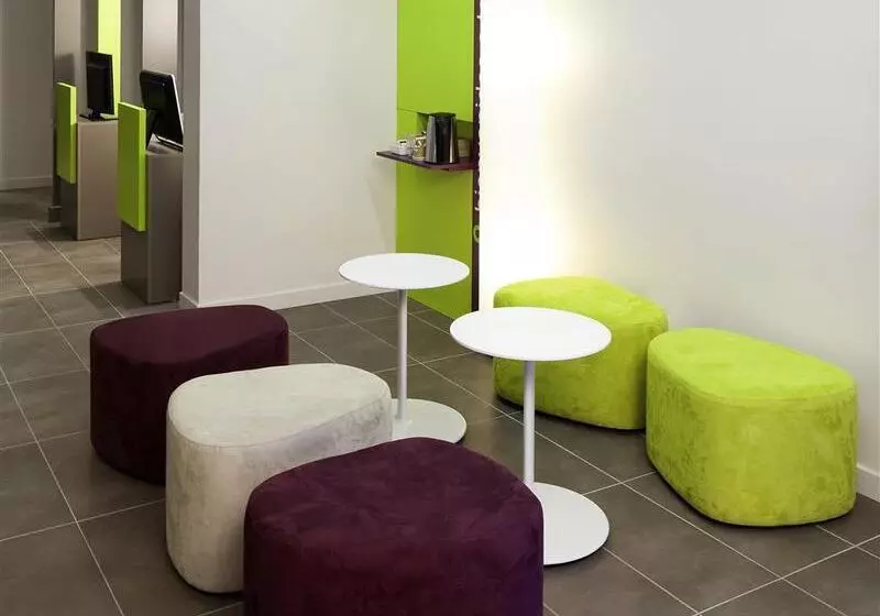 Отель Ibis Styles Lleida Torrefarrera