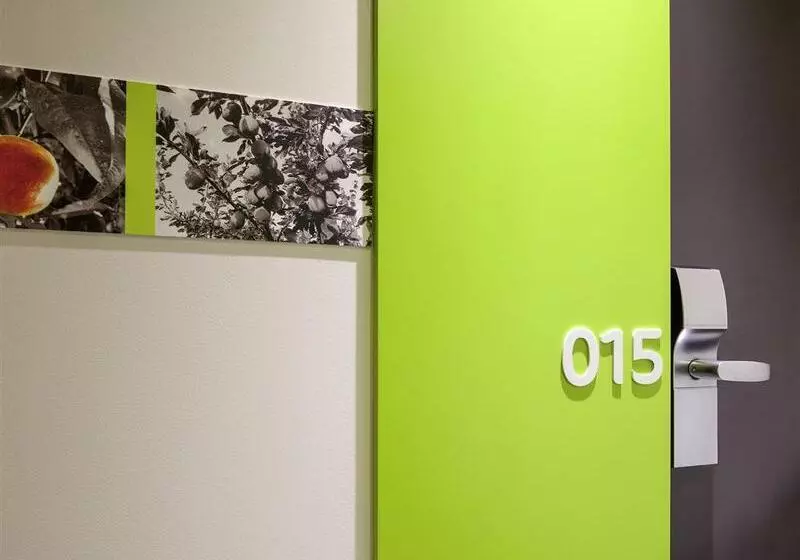 Отель Ibis Styles Lleida Torrefarrera