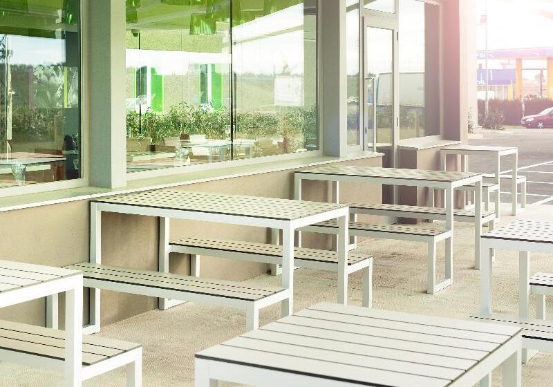 Otel Ibis Styles Lleida Torrefarrera