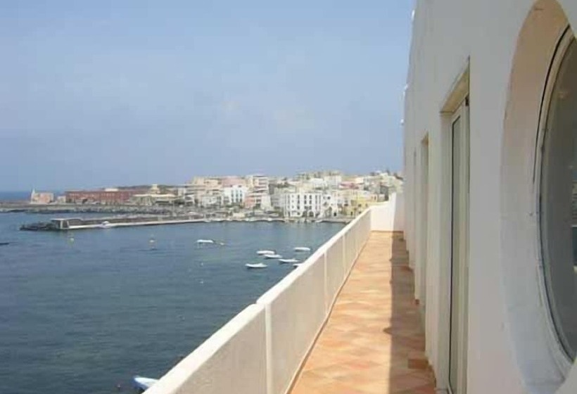 בית מלון כפרי Mediterraneo