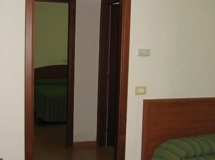 בית מלון כפרי Mediterraneo