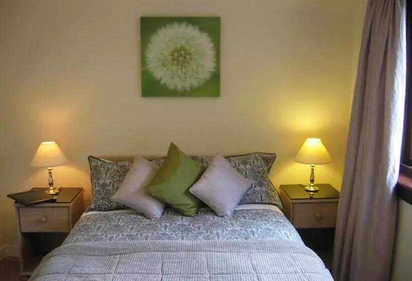 Hotel Stronchreggan View Guest House