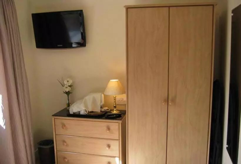 Hotel Stronchreggan View Guest House