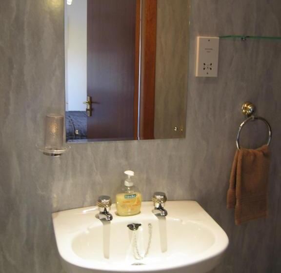 Hotel Stronchreggan View Guest House