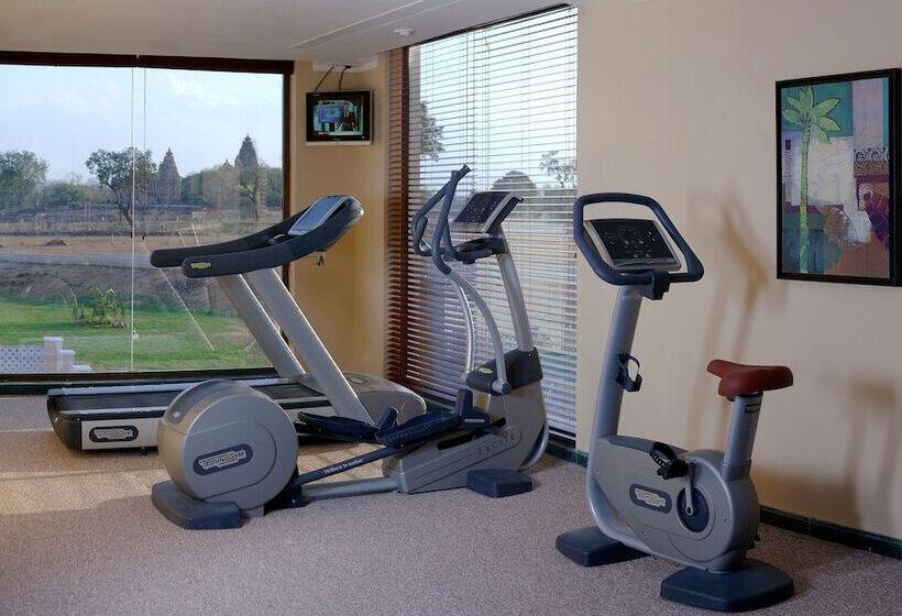 هتل The Lalit Temple View