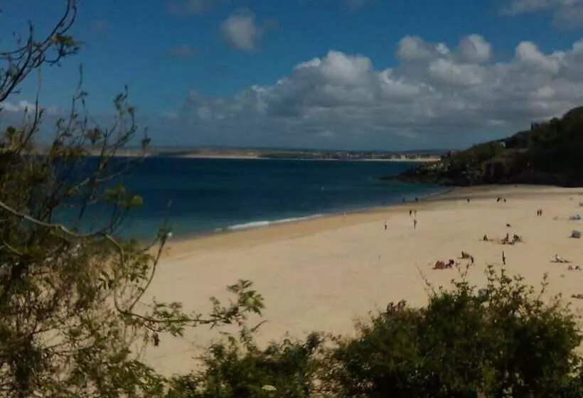 Hotel The Wellington