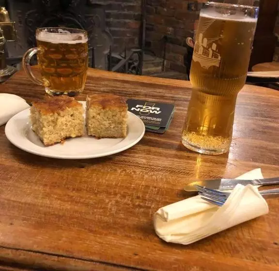 Отель Ye Olde White Harte