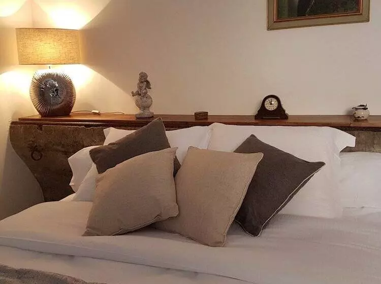 Aamiaismajoitus (B&B) Jardin De Mathilde