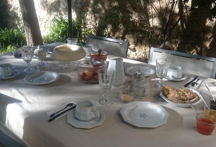 مبيت وإفطار La Maison D Antoine