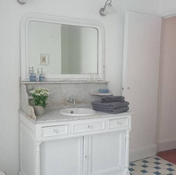 مبيت وإفطار La Maison D Antoine