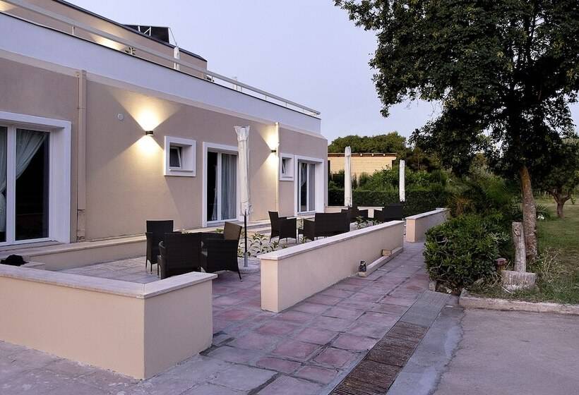 בית מלון כפרי San Vincenzo Resort