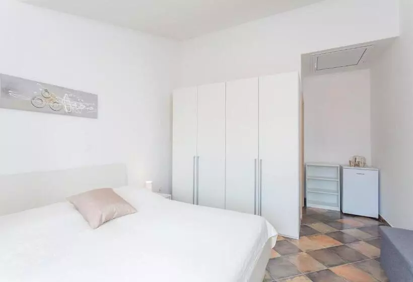 Majatalo Apartments & Rooms Alagic