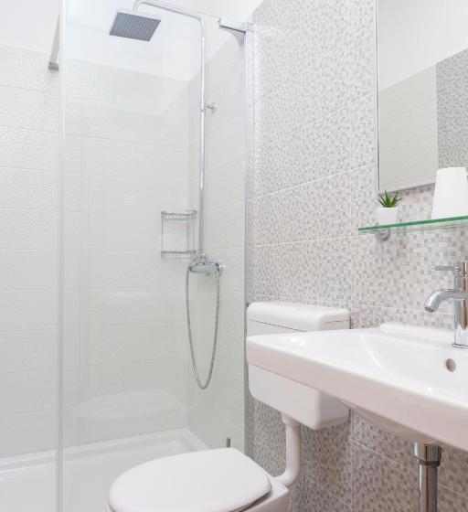 ペンション Apartments & Rooms Alagic