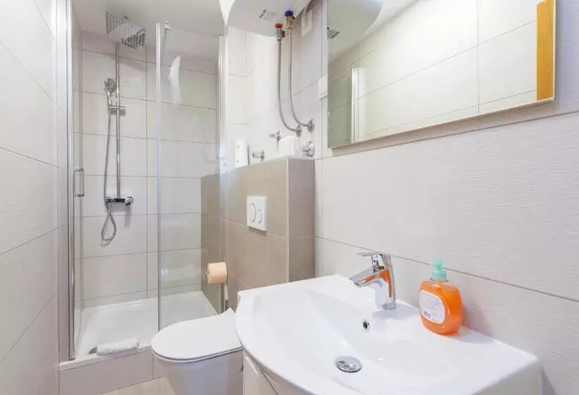 Majatalo Apartments & Rooms Alagic