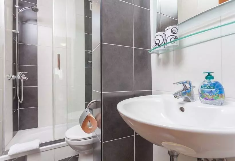 Majatalo Apartments & Rooms Alagic