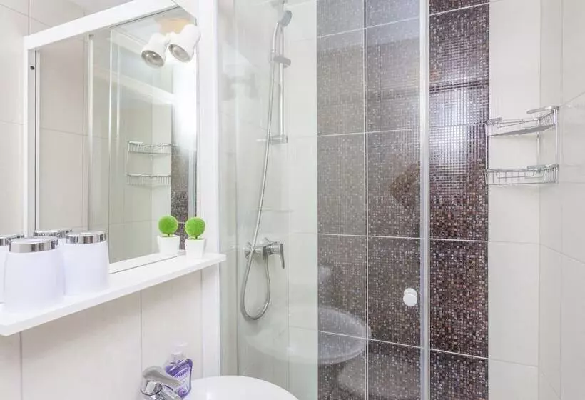 Majatalo Apartments & Rooms Alagic