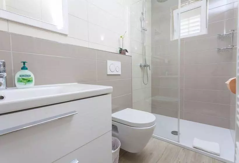 Majatalo Apartments & Rooms Alagic