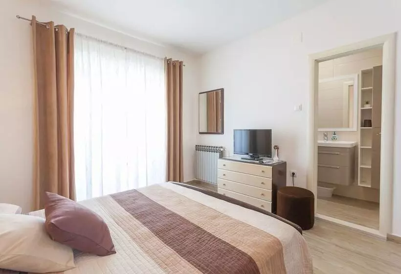 Majatalo Apartments & Rooms Alagic