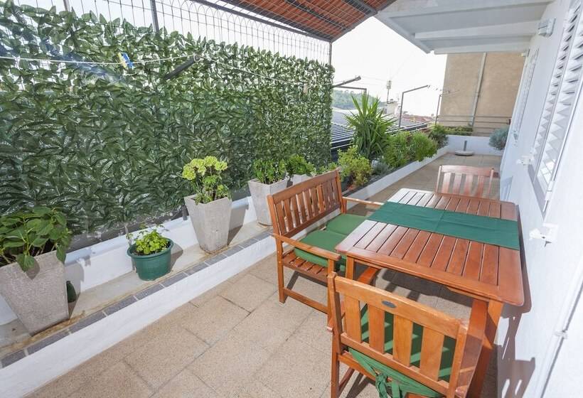 ペンション Apartments & Rooms Alagic