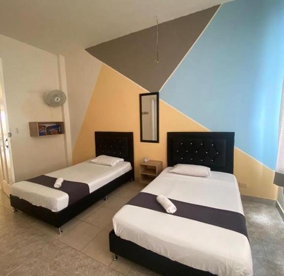 هتل Calle Real Suite