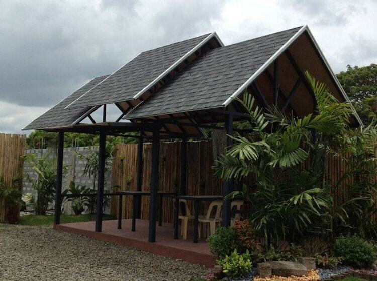 호텔 El Vistra Travellers Inn & Coffee Shop