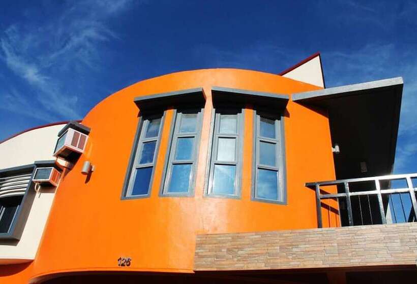 호텔 El Vistra Travellers Inn & Coffee Shop