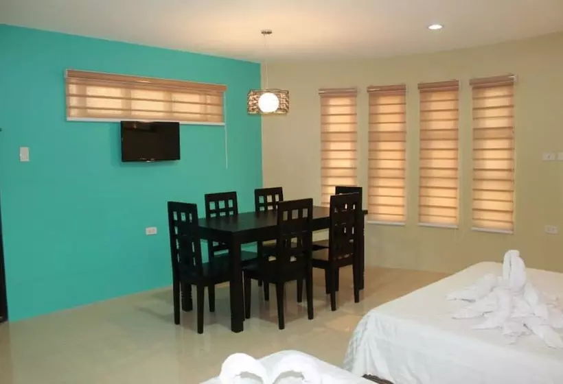 ホテル El Vistra Travellers Inn & Coffee Shop