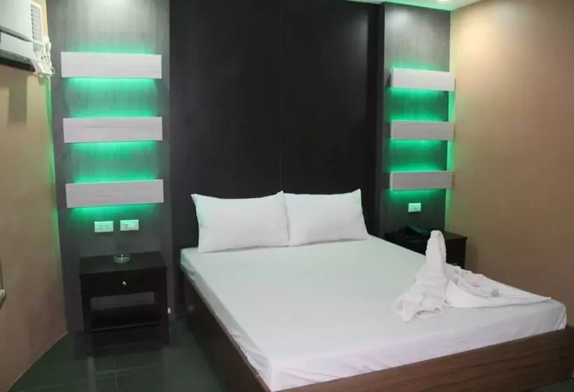 ホテル El Vistra Travellers Inn & Coffee Shop