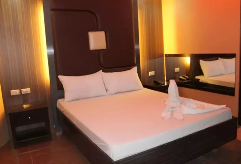 ホテル El Vistra Travellers Inn & Coffee Shop