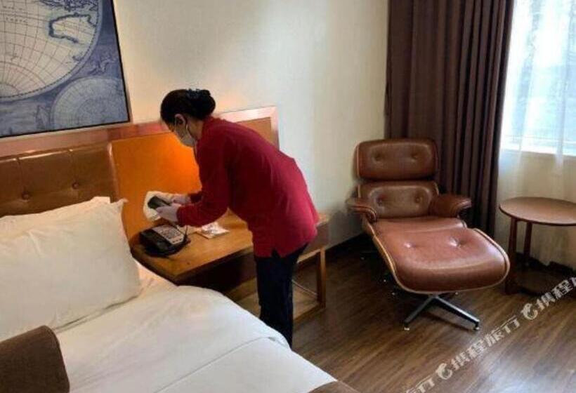 בית מלון כפרי James Joyce Coffetel Xining Central Plaza