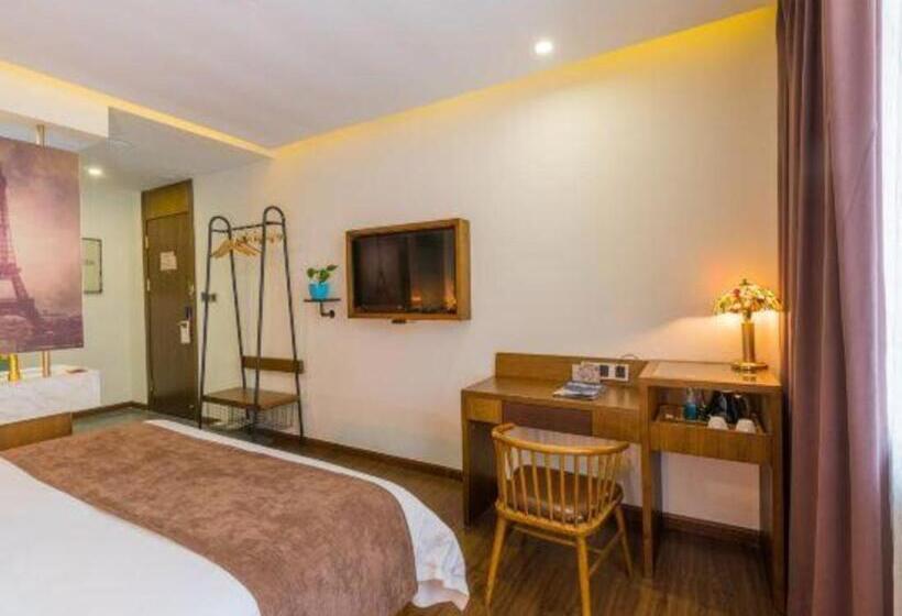 בית מלון כפרי James Joyce Coffetel Xining Central Plaza