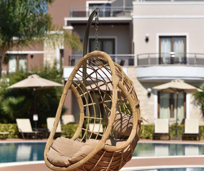 هتل Okeanis Golden Resort