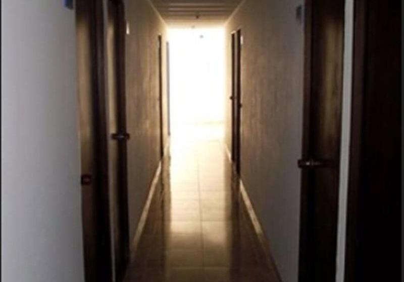 هتل Puerto Vigia Inn