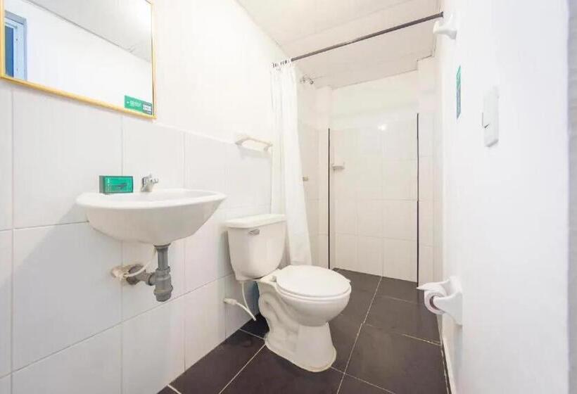 هتل Puerto Vigia Inn