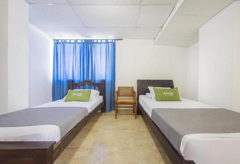 هتل Puerto Vigia Inn