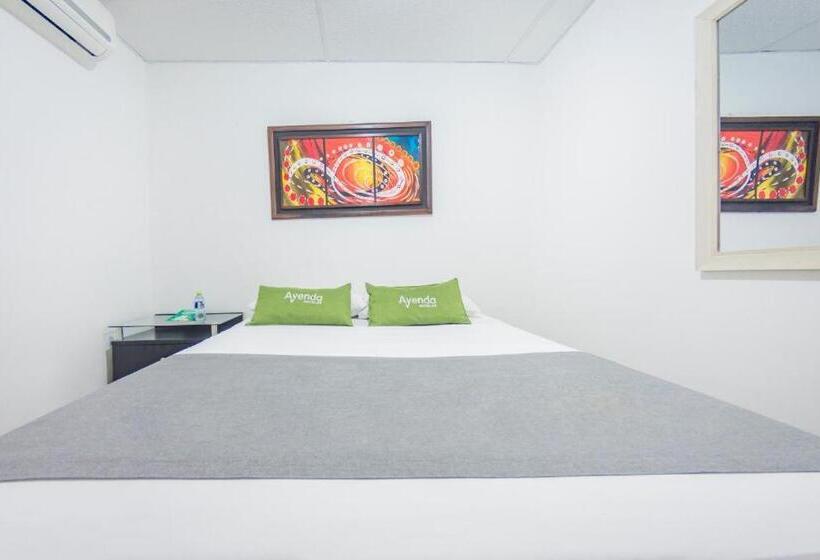 هتل Puerto Vigia Inn